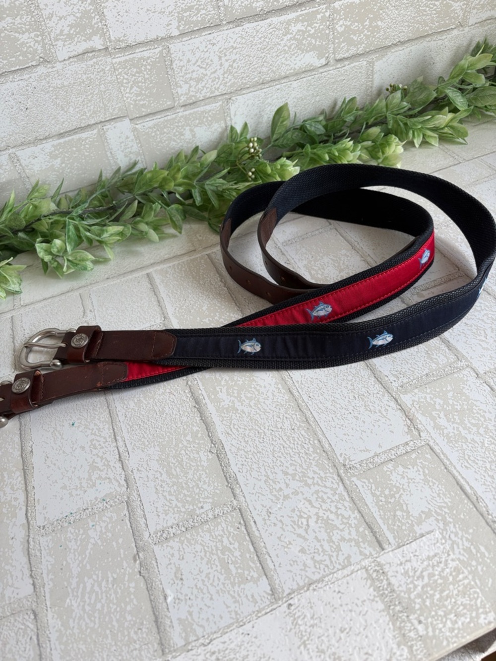 Southern Tide Men's Embroidered Fish Canvas/leather Belts size 32